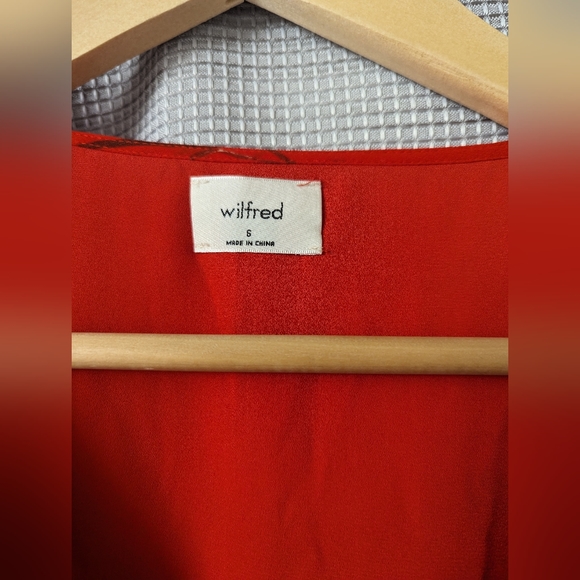 Wilfred Red Dress - Picture 2 of 3